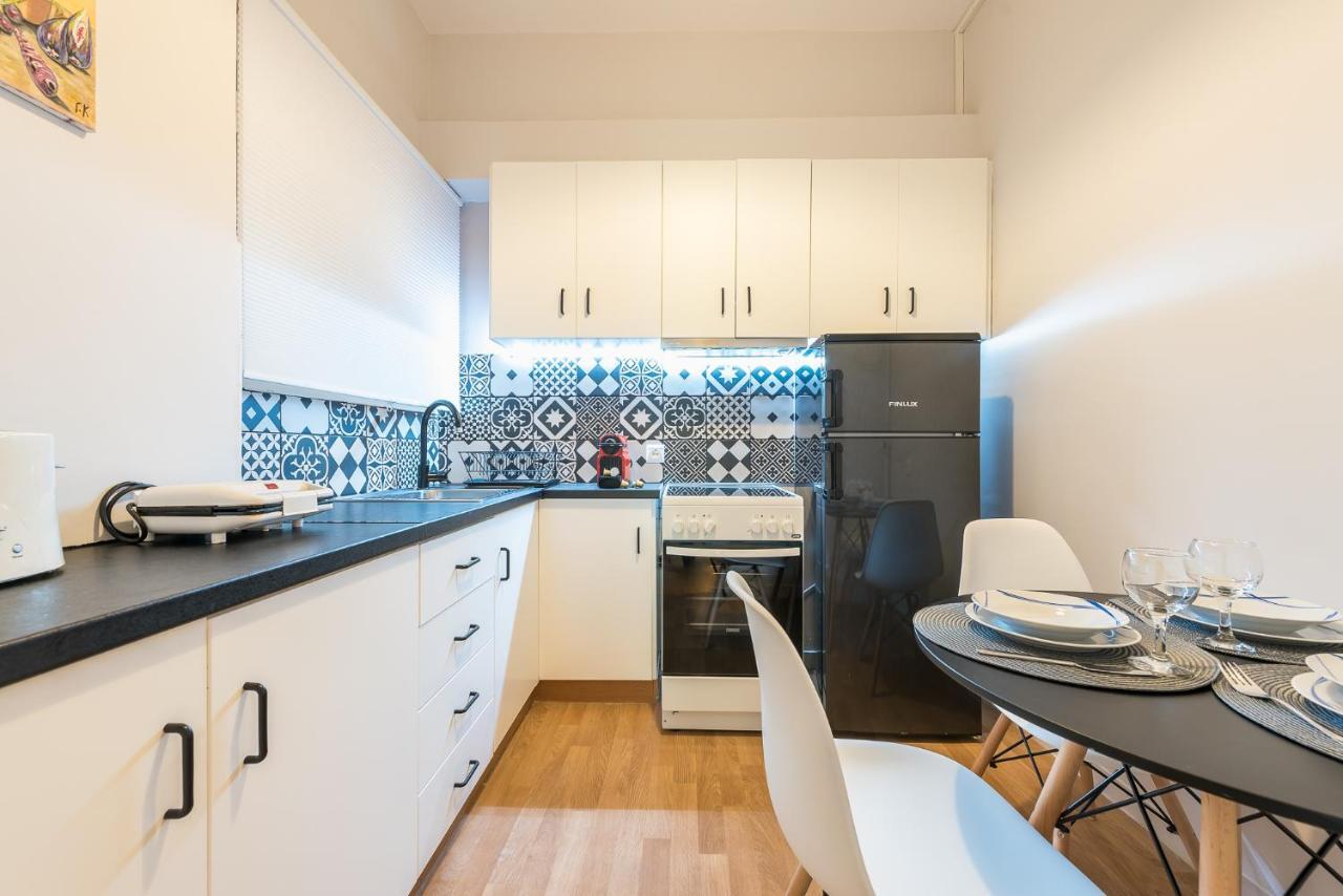 Gorgeous & Modern At Ampelokipi Metro Station By Greece Apartments Atene Esterno foto